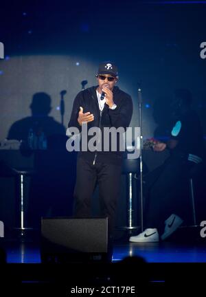 Hong Kong, Hong Kong, Chine. 5 décembre 2016. Nathan Morris se produit avec Boyz II Men au Hong Kong Convention Center. Crédit : Jayne Russell/ZUMA Wire/Alay Live News Banque D'Images