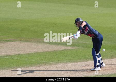 Londres, États-Unis. 20 septembre 2020. LONDRES, ANGLETERRE, SEPTEMBRE 20 2020: Joe Denly de Kent batting pendant le match de Blast Vitality Surrey contre Kent au terrain de cricket de Kia Oval, Londres, Angleterre, 20 septembre 2020 (photo de ESPA/Cal Sport Media/Sipa USA) crédit: SIPA USA/Alay Live News Banque D'Images