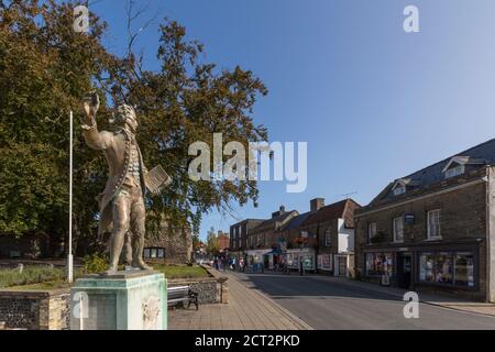 Statue de Thomas Paine (l'un des pères fondateurs des États-Unis). Thetford, Angleterre, Royaume-Uni. Banque D'Images