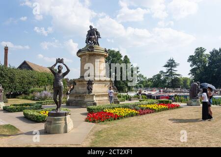 Statue de William Shakespeare, Gower, Bancroft Memorial Gardens, Stratford-upon-Avon, Warwickshire, Angleterre, Royaume-Uni Banque D'Images