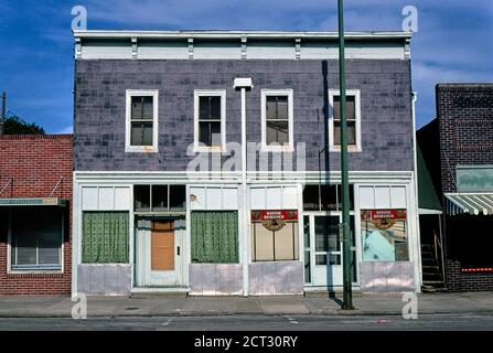 Shoe Service Building, 5th Street, Beatrice, Nebraska, USA, John Margolies Roadside America Photograph Archive, 1982 Banque D'Images