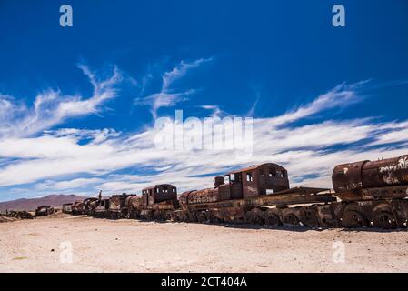 Cimetière ferroviaire alias cimetière ferroviaire, Uyuni, Bolivie, Amérique du Sud Banque D'Images