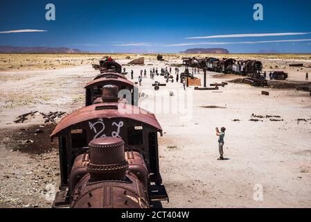 Cimetière ferroviaire alias cimetière ferroviaire, Uyuni, Bolivie, Amérique du Sud Banque D'Images