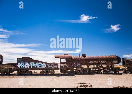 Cimetière ferroviaire alias cimetière ferroviaire, Uyuni, Bolivie, Amérique du Sud Banque D'Images