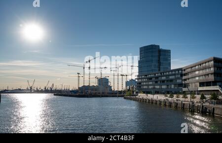 Chantier de construction dans le quartier Hafencity de Hambourg, Allemagne. Banque D'Images