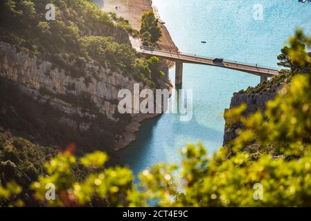 Conduite dans la gorge du Verdon (Grand canyon du Verdon), Alpes de haute Provence, sud de la France, Europe Banque D'Images