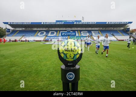 Odense, Danemark. 20 septembre 2020. La balle de match de Select est prête pour le match 3F Superliga entre Odense Boldklub et le FC Nordsjaelland au Parc d'énergie de nature à Odense. (Crédit photo : Gonzales photo/Alamy Live News Banque D'Images