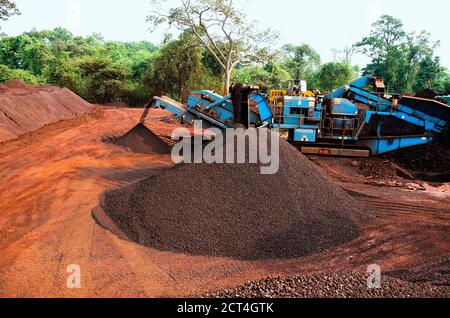 Ouvrir la mine de fonte Iron-Ore à Barbil, Keonjhar à Odisha, Inde. Banque D'Images