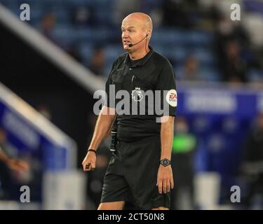 Arbitre Lee Mason pendant le match Banque D'Images