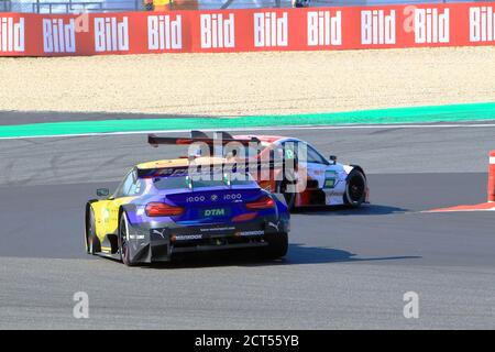 Nurburg, Allemagne. 19 septembre 2020. Nuerburg, Allemagne du 19 au 20 septembre 2020 : DTM Nuerburgring 2 - course 1 - 2020 Robert Kubica (Audi RS5 Orlen # 8) devant Timo Glock (BMW Team RMR # 16) | utilisation dans le monde crédit : dpa/Alay Live News Banque D'Images