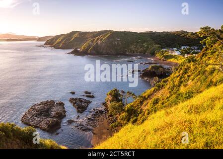 Baie des îles paysage côtier vu de Tapeka point, Russell, région de Northland, Île du Nord, Nouvelle-Zélande Banque D'Images