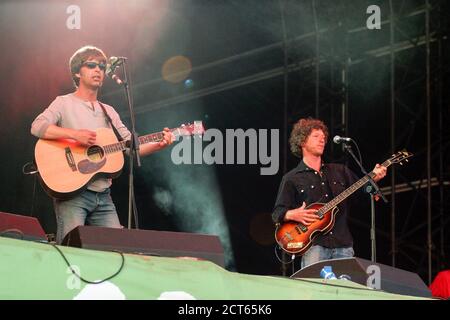 The la's Performing au Glastonbury Festival 2005, Somerset, Angleterre, Royaume-Uni. Banque D'Images