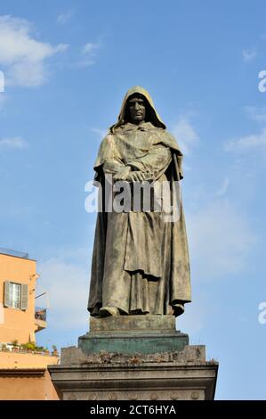 Italie, Rome, Campo de' Fiori, Giordano Bruno Banque D'Images