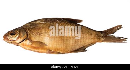 Dorade de poisson fumé froid sur fond blanc Banque D'Images