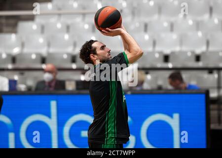 Ferran Bassas de Joventut de Badalona pendant le match de la Ligue Endesa entre Divina Seguros Joventut et Unicaja Malaga Baloncesto à Pabellón Olímpico de Badalona le 21 septembre 2020 à Barcelone, Espagne. Banque D'Images