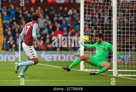 TREZEGUET D'ASTON VILLA MARQUE LE BUT D'OUVERTURE PHOTO CRÉDIT : © MARK PAIN / PHOTO DE STOCK D'ALAMY Banque D'Images