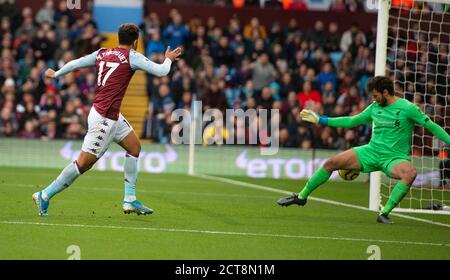 TREZEGUET D'ASTON VILLA MARQUE LE BUT D'OUVERTURE PHOTO CRÉDIT : © MARK PAIN / PHOTO DE STOCK D'ALAMY Banque D'Images