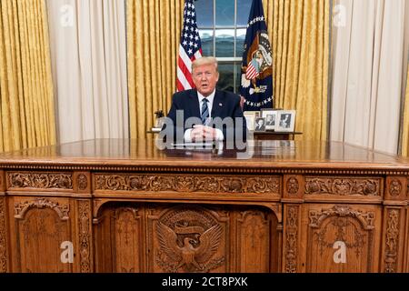 WASHINGTON DC,USA- 11 mars 2020 - le président Donald J Trump s'adresse à la nation depuis le bureau ovale de la Maison Blanche mercredi soir 11 mars, Banque D'Images