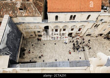 La Croatie, Split, vue de l'Hotel Peristil du clocher de la cathédrale Sv Duje Banque D'Images