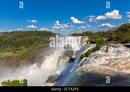 L'Amérique du Sud, l'Argentine, l'État de Parana, Parc National de l'Iguazu, Iguazu Falls Banque D'Images