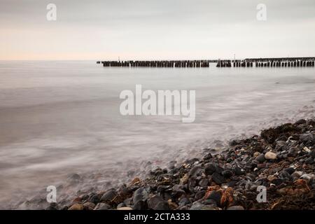 Germany, Mecklenburg-Western Pomerania, Ruegen, Sagard, dans la soirée de la mer Baltique Banque D'Images