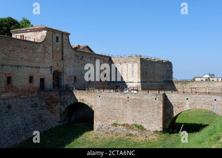 L'Italie, Marken, Province de Pesaro et Urbino, Fano, Rocca Malatestiana, château Malatesta Banque D'Images