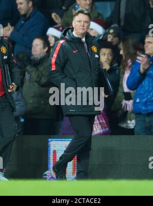 Man Utd Manager Louis Van Gaal Aston Villa et Manchester United Premier League. Copyright photo : © MARK PAIN / ALAMY Banque D'Images