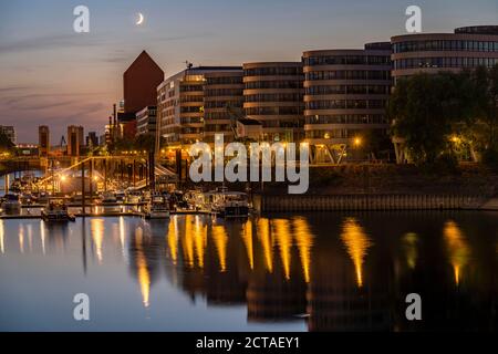 The Inner Harbour, Duisburg, Tower of the NRW State Archive, NRW, Allemagne, Banque D'Images