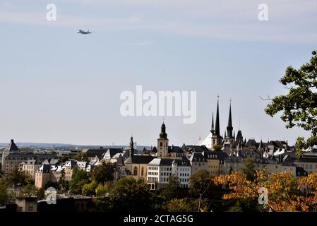 Luxembourg, Luxembourg. 20 septembre 2020. Vue du plateau de Kirchberg à la vieille ville de Luxembourg. Credit: Horst Galuschka/dpa/Alay Live News Banque D'Images