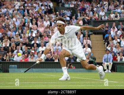 ROGER FEDERER. CHAMPIONNATS DE TENNIS DE WIMBLEDON 2014. Image de crédit : © Mark pain / Alamy Banque D'Images