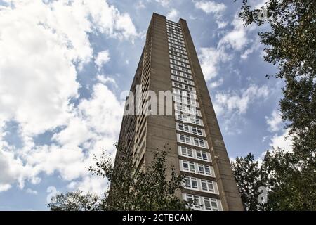 Trellick Tower, East face, Londres Banque D'Images