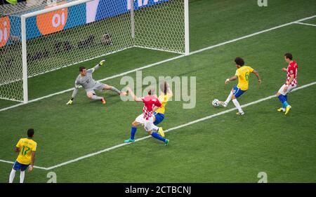 Marcelo marque un but propre pour donner à la Croatie la tête 0-1 Brésil / Croatie coupe du monde 2014 - Arena de Sao Paolo image : Mark pain / Alamy Banque D'Images