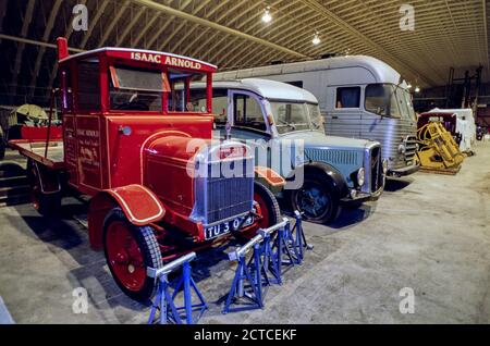 Un camion Vulcan. Le Musée des sciences de Londres abrite une collection de véhicules et d’expositions de musée qui ne sont pas exposés actuellement à South Kensington ou qui sont prêtés ailleurs dans une série de cintres d’avion à Broughton dans le Wiltshire. 06 novembre 1992. Photo: Neil Turner Banque D'Images