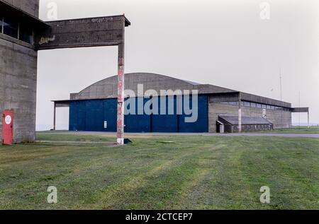 Le Musée des sciences de Londres abrite une collection de véhicules et d’expositions de musée qui ne sont pas exposés actuellement à South Kensington ou qui sont prêtés ailleurs dans une série de cintres d’avion à Broughton dans le Wiltshire. 06 novembre 1992. Photo: Neil Turner Banque D'Images