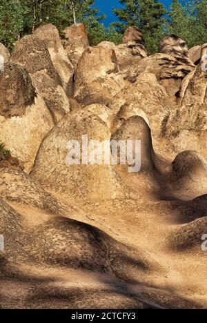 Les hoodoos de tuf volcanique dans la région géologique de Wheeler dans les montagnes de San Juan, Colorado, États-Unis Banque D'Images