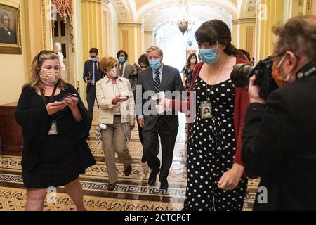 Washington, États-Unis. 22 septembre 2020. Le sénateur américain Lindsey Graham (R-SC) s'adresse aux journalistes de Capitol Hill à Washington, DC, le mardi 22 septembre 2020. Photo de Ken Cedeno/UPI crédit: UPI/Alay Live News Banque D'Images