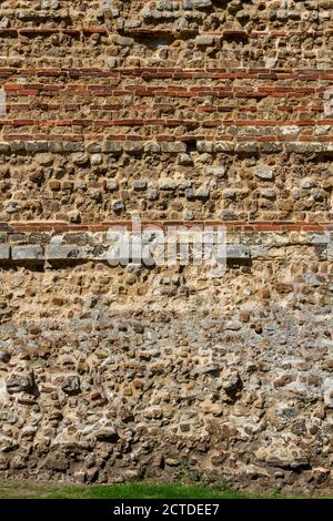 Du mur est au château de Colchester, un château normand de Colchester, Essex, Royaume-Uni. Banque D'Images