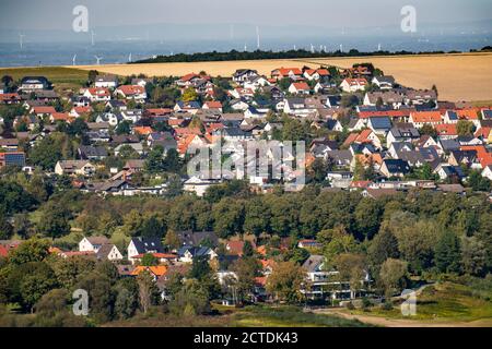 Le Möhnesee, réservoir dans le nord du Sauerland, le village de Körbecke sur la rive nord, NRW, Allemagne Banque D'Images