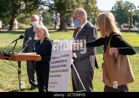 Washington, États-Unis. 22 septembre 2020. Le sénateur américain Patty Murray (D-WA), s'exprime lors d'une conférence de presse à Capitol Hill à Washington, DC, le mardi 22 septembre 2020. Photo de Ken Cedeno/UPI. Crédit : UPI/Alay Live News Banque D'Images