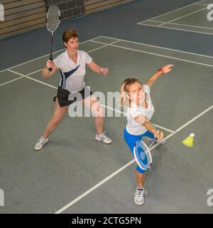 Action und Einsatz beim Badminton
