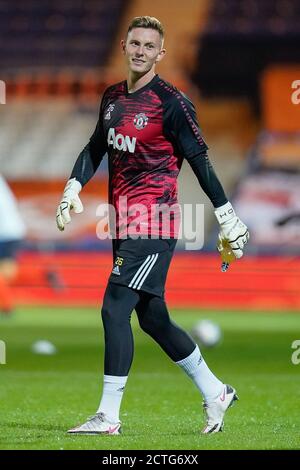 Luton, Royaume-Uni. 07e juillet 2020. Dean Henderson de Manchester United (26) se réchauffe devant le match de la Carabao Cup entre Luton Town et Manchester United, à huis clos, sur Kenilworth Road, Luton, en Angleterre, le 22 septembre 2020. Photo de David Horn. Crédit : Prime Media Images/Alamy Live News Banque D'Images