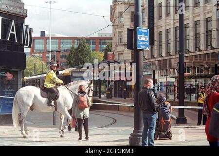 Manchester, 5 septembre 2020: En raison d'un "objet de fantaisie" a été trouvé dans un bus près de la gare routière de Manchester Piccadilly, le tram a été temporairement arrêté. Banque D'Images