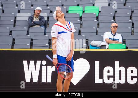 Hambourg, Allemagne. 23 septembre 2020. Circuit ATP de tennis - Hamburg European Open, singles, men, tour de seize dans le stade de Rothenbaum. Garin (Chili) - chanvre (Allemagne). Yannick Hanfmann répond. Credit: Daniel Bockwoldt/dpa/Alay Live News Banque D'Images