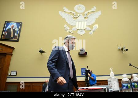 Washington, États-Unis. 23 septembre 2020. Le président de la Réserve fédérale, Jerome Powell, se prépare à témoigner devant le sous-comité spécial sur la crise du coronavirus au sujet de la réponse de la Réserve fédérale à la pandémie du coronavirus, à Capitol Hill, à Washington, DC, le mercredi 23 septembre 2020. Photo de Kevin Dietsch/UPI crédit: UPI/Alay Live News Banque D'Images