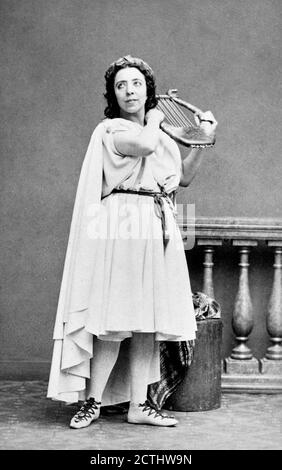 Pauline Viardot. Portrait de la mezzo-soprano française Pauline Viardot (née Michelle Ferdinande Pauline García, 1821-1910) par André Adolphe-Eugène Distri, 1862 Banque D'Images