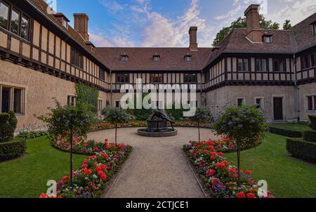 Cour de Schloss Cecilienhof, lieu de la conférence de Potsdam, Allemagne Banque D'Images