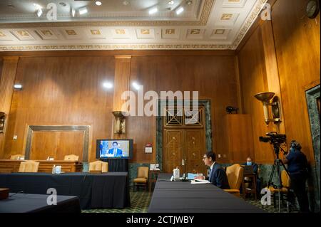 Washington, États-Unis d'Amérique. 23 septembre 2020. Phillip Swagel, directeur du Bureau du budget du Congrès, se présente devant une commission du Sénat sur l'audition du budget pour examiner les perspectives budgétaires actualisées du Bureau du budget du Congrès dans le bâtiment du Bureau du Sénat Dirksen à Capitol Hill à Washington, DC., le mercredi 23 septembre 2020.Credit: Rod Lamkey/CNP | usage dans le monde crédit: dpa/Alay Live News Banque D'Images