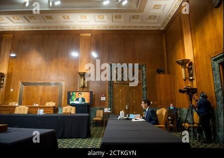 Phillip Swagel, directeur du Bureau du budget du Congrès, se présente devant une commission du Sénat sur l'audition du budget pour examiner les perspectives budgétaires actualisées du Bureau du budget du Congrès dans le bâtiment du Bureau du Sénat Dirksen à Capitol Hill à Washington, DC., le mercredi 23 septembre 2020. Crédit : Rod Lamkey/CNP/MediaPunch Banque D'Images