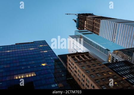 New York, USA - 22 juin 2019 : gratte-ciel dans le quartier financier de New York, USA - Image Banque D'Images