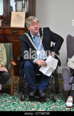 L'équipe et les conseillers locaux se réunissent pour un ''Ellen Hutchins festival ouverture 2019''. Bantry Co, Cork, Irlande. Banque D'Images